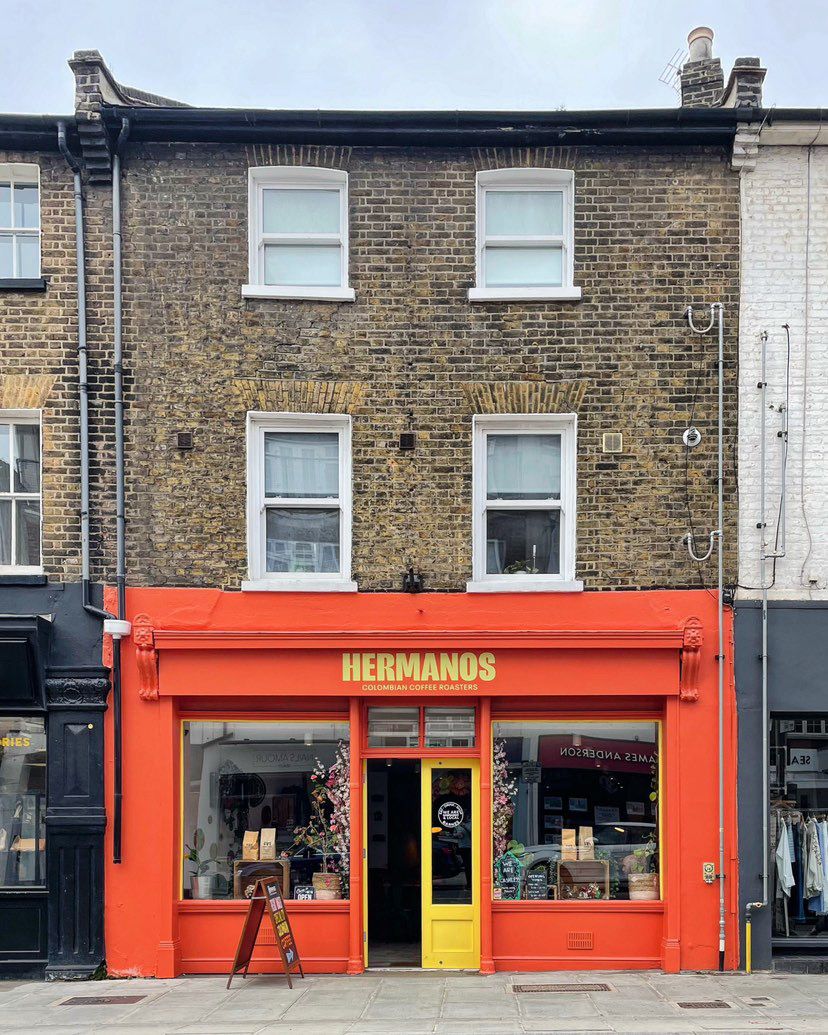 BARNES HIGH STREET