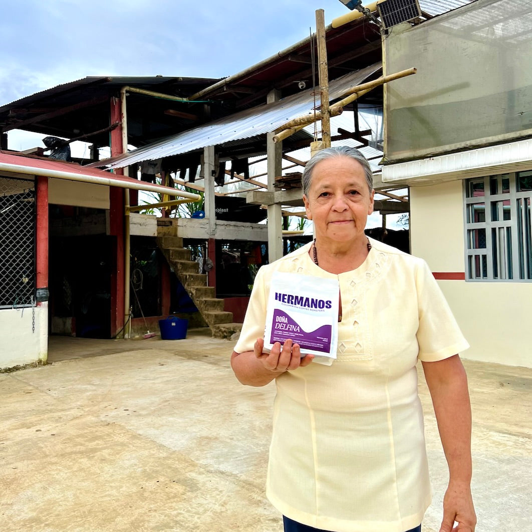 クララベル　Bien hoa Vintage ビエンホア　Dona Honduran San Vicente - Sky Mountain Coffee